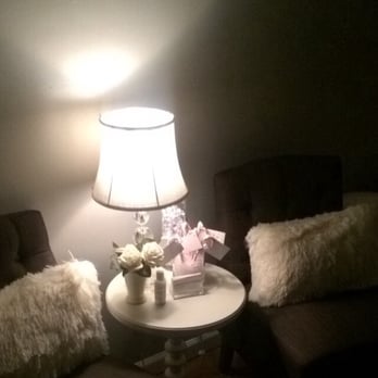 Pure Skin Lounge - Luxe decor - Skin Care Near Me - San Diego, California Pure Skin Lounge - Luxe decor - Skin Care Near Me - San Diego, California