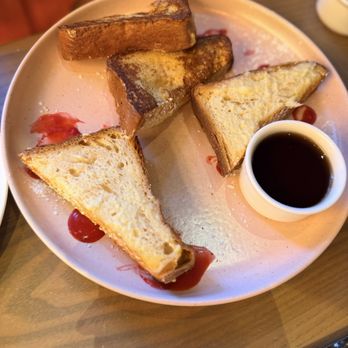 Brasserie Margot - French Toast - Desserts Near Me - Atlanta, Georgia Brasserie Margot - French Toast - Desserts Near Me - Atlanta, Georgia