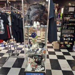 Easy's Smoke Shop