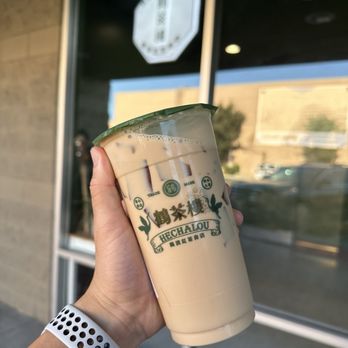 Hechalou - Taiwanese milk tea with Osmanthus Oolong Tea Jelly - Bubble Tea Near Me - Lakewood, California