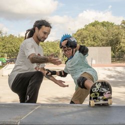 Miami Skate Academy - Coach Will Helping out his Skate scout