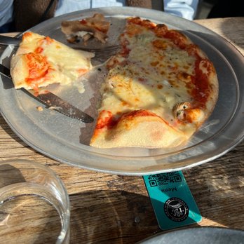 Paname Brewing Company - Delicious pizza - Breweries Near Me - Paris, 75 Paname Brewing Company - Delicious pizza - Breweries Near Me - Paris, 75