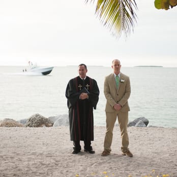Rev. Steve Torrence - Wedding Officiant - Pastor Steve Torrence and I waiting calmly - Officiants Near Me Rev. Steve Torrence - Wedding Officiant - Pastor Steve Torrence and I waiting calmly - Officiants Near Me