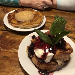 Apple Pancakes