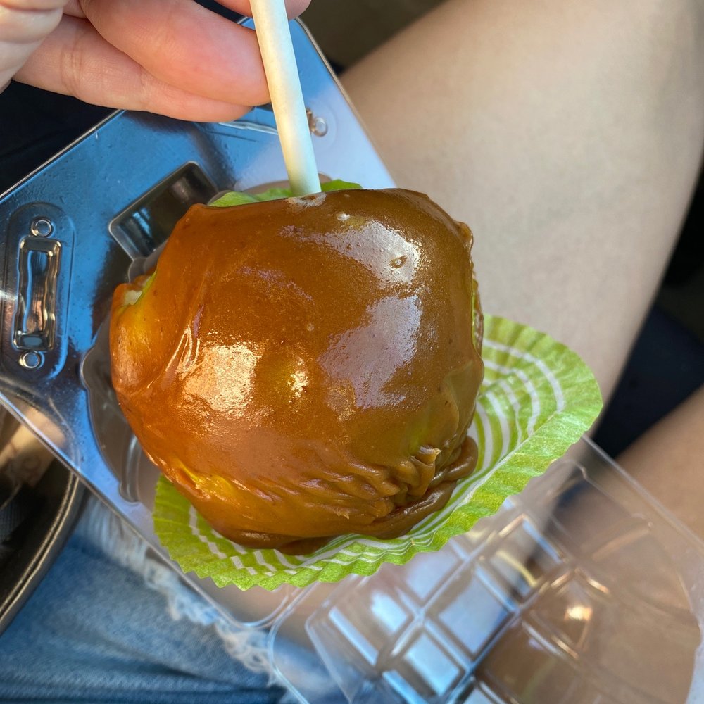 Famous Apples - Original caramel apple - Desserts Near Me - Northridge, California Famous Apples - Original caramel apple - Desserts Near Me - Northridge, California