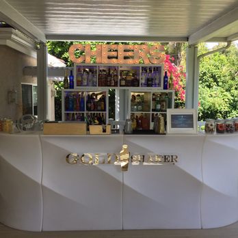 Gold Shaker Bartending - Bartenders Near Me Gold Shaker Bartending - Bartenders Near Me