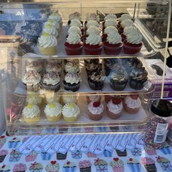 Sweet Back Cupcakes