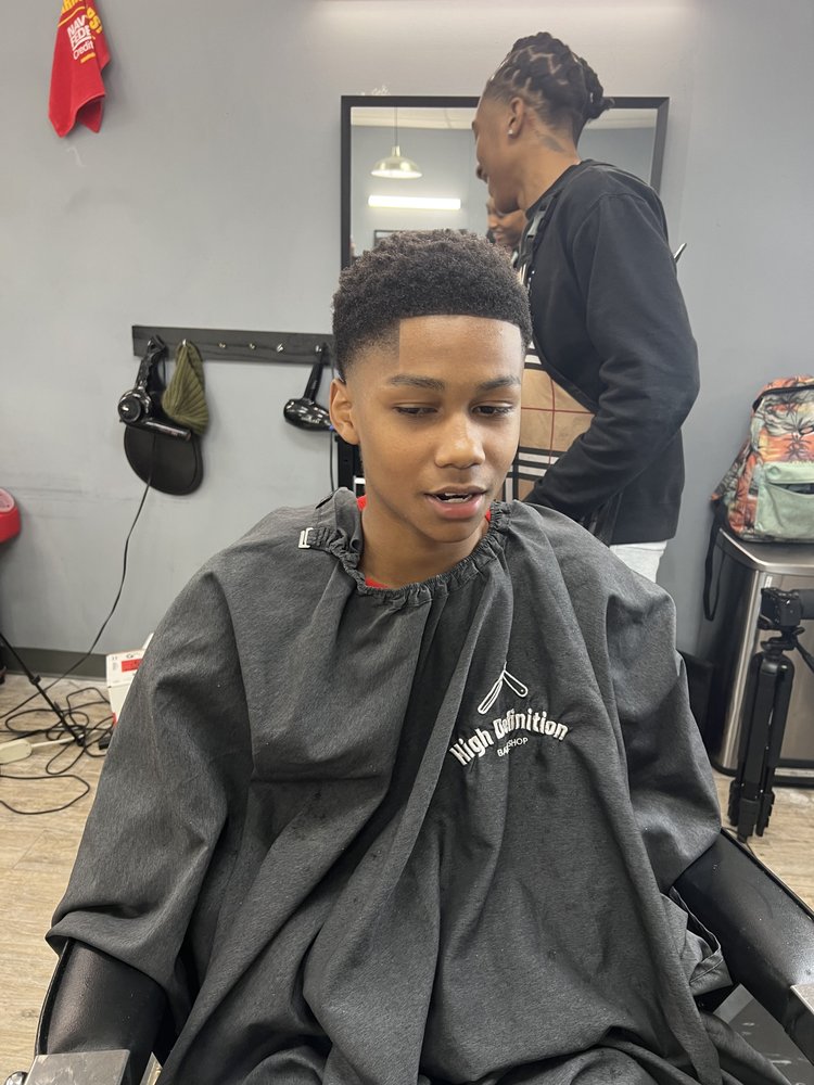 High Definition Studio & Barbershop Logo