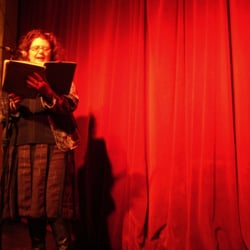 Kim reads at the Salon