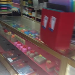 Librería y Papelería Burrel - Plumas.