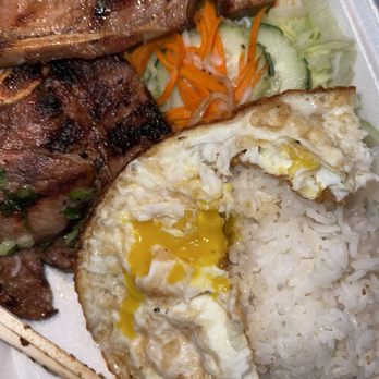 Pho 84 - Pork chops with fried egg - Vietnamese Near Me - Lynnwood, Washington Pho 84 - Pork chops with fried egg - Vietnamese Near Me - Lynnwood, Washington