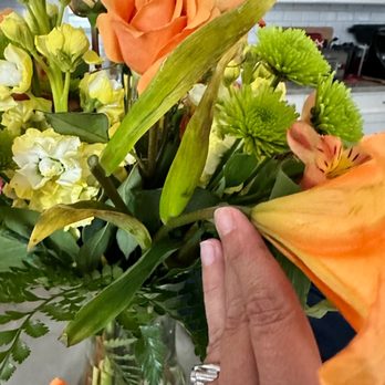Designs by Carol - Floral Designers Near Me - Mundelein, Illinois