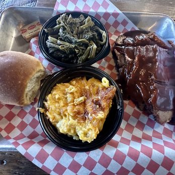 MacQue's Barbeque - Barbeque Near Me - Elk Grove, California MacQue's Barbeque - Barbeque Near Me - Elk Grove, California