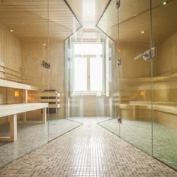 Flores Village Hotel & Spa