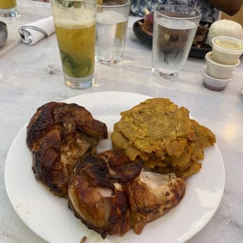 CVI.CHE 105 - Seafood Near Me - Miami Beach, Florida CVI.CHE 105 - Seafood Near Me - Miami Beach, Florida