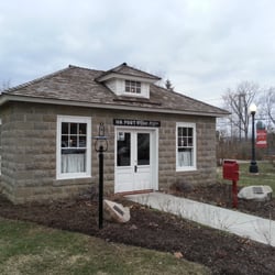 Monclova Community Center