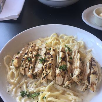 Papa's Table - Chicken Alfredo - Italian Near Me - Wellington, Colorado Papa's Table - Chicken Alfredo - Italian Near Me - Wellington, Colorado
