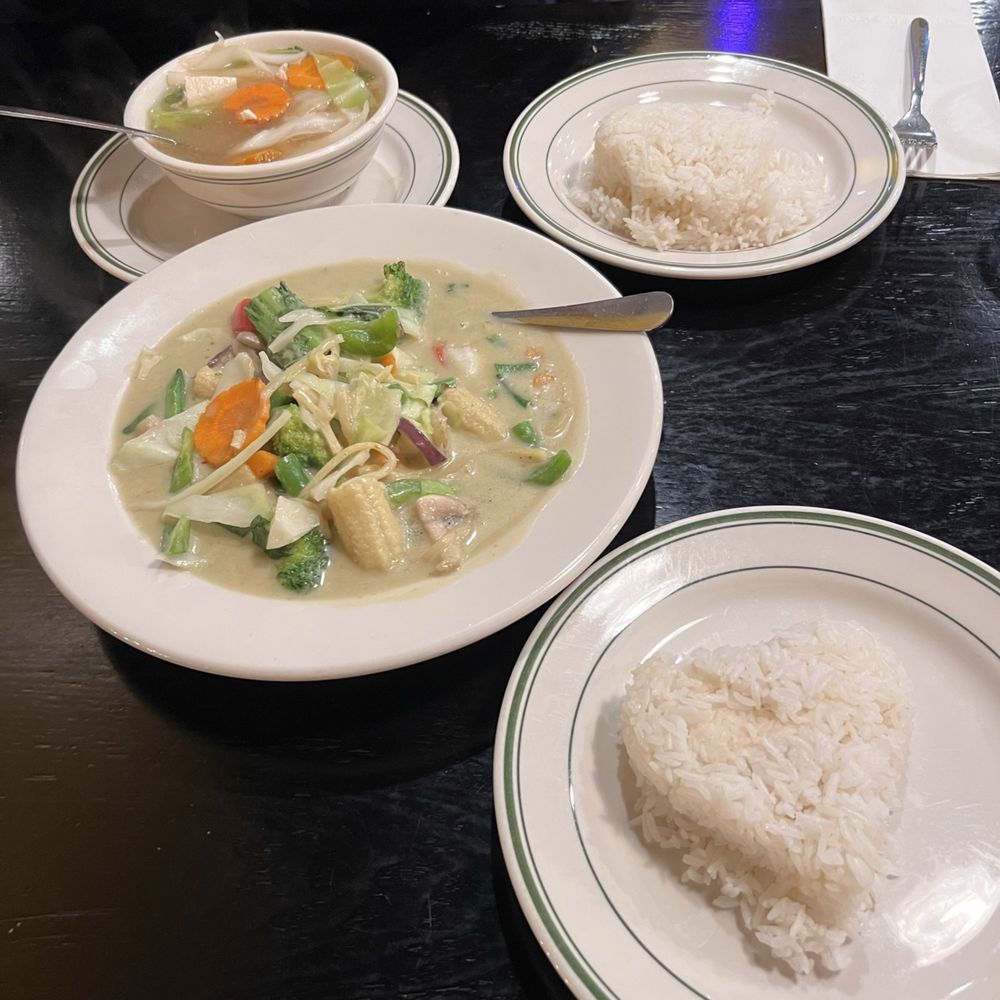 Celadon Thai Restaurant - Green Curry - Thai Near Me - Latham, New York Celadon Thai Restaurant - Green Curry - Thai Near Me - Latham, New York