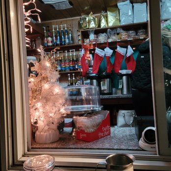 The Bean Barn - Cute Christmas decorations - Coffee & Tea Near Me - Placerville, California The Bean Barn - Cute Christmas decorations - Coffee & Tea Near Me - Placerville, California