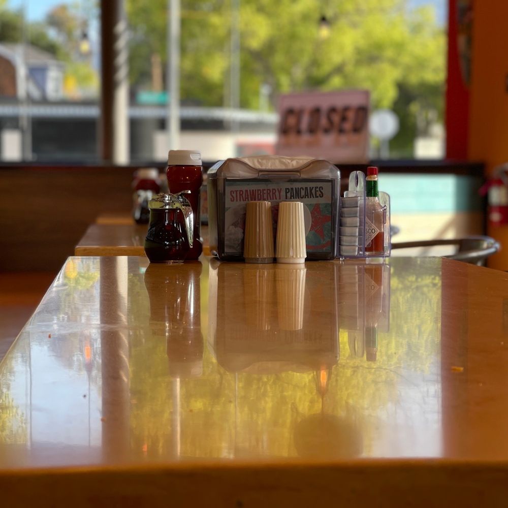 Tom's - Pasadena - Love inside - Burgers Near Me - Pasadena, California Tom's - Pasadena - Love inside - Burgers Near Me - Pasadena, California