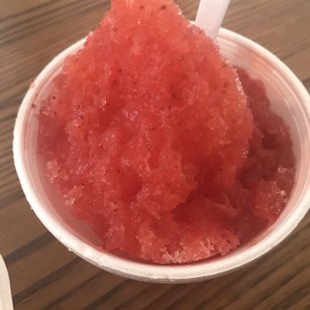 Off the Hook Poke Market - Strawberry purée shave ice - Poke Near Me - Honolulu, Hawaii Off the Hook Poke Market - Strawberry purée shave ice - Poke Near Me - Honolulu, Hawaii