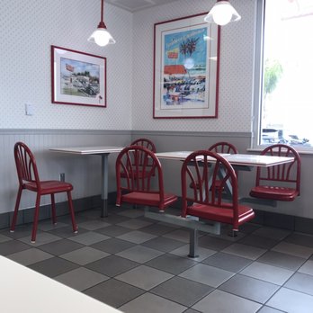 In-N-Out Burger - ows red chairs and tables - Burgers Near Me - Oceanside, California In-N-Out Burger - ows red chairs and tables - Burgers Near Me - Oceanside, California