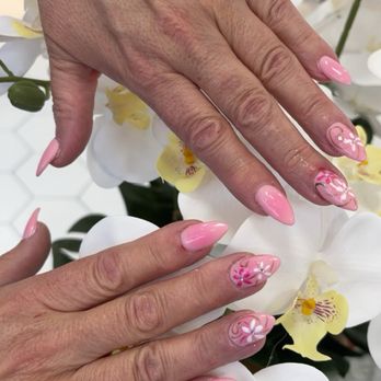 Superstar Nails - Nails - Nail Salons Near Me - Boston, Massachusetts