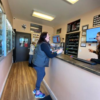 Red Dot Arms - Guns & Ammo Near Me - Lake Villa, Illinois