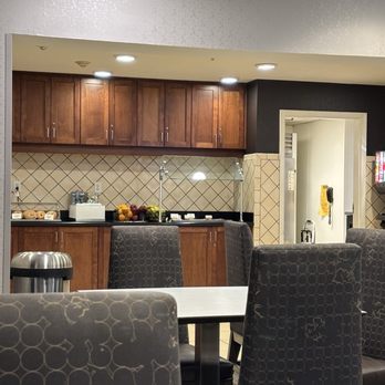 Residence Inn by Marriott Bryan College Station - Breakfast area - Hotels Near Me - College Station, Texas