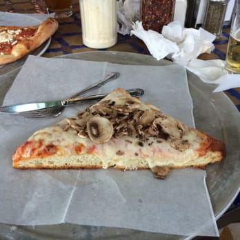 Fellini's Pizza - My perfect slice of pizza!! - Pizza Near Me - Atlanta, Georgia