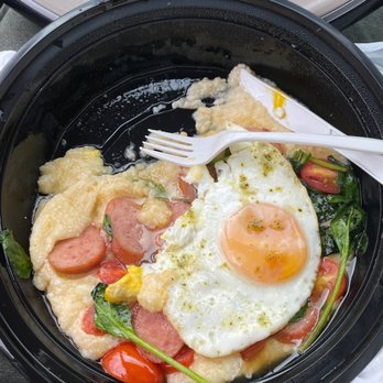 The Common - Grits and sausage - Breakfast & Brunch Near Me - Brooklyn, New York The Common - Grits and sausage - Breakfast & Brunch Near Me - Brooklyn, New York