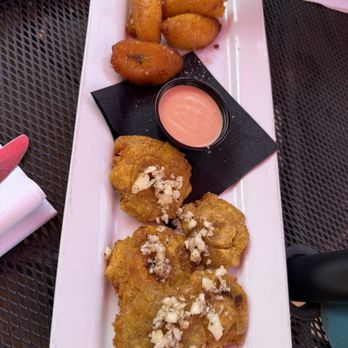 Lola's Lounge - Plantains served two ways. I liked the crunchy garlicky ones but they are heavy on oil. - Spanish Near Me - Sacramento, California Lola's Lounge - Plantains served two ways. I liked the crunchy garlicky ones but they are heavy on oil. - Spanish Near Me - Sacramento, California