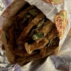 Yeeroh - The Vegan Yeeroh w. Hummus