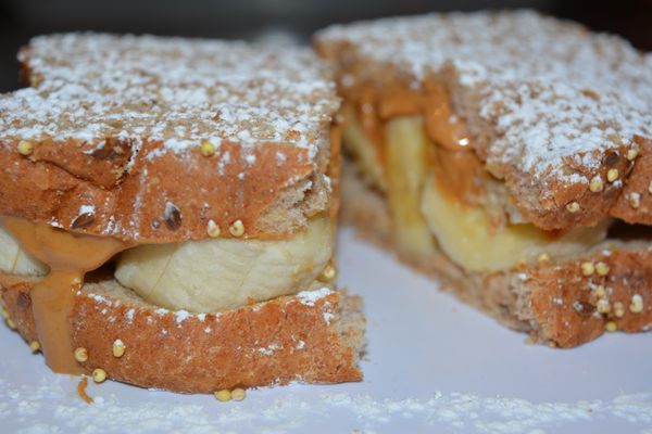 Grounder Café by null