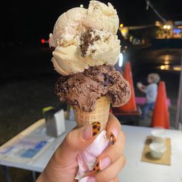 Peanut Butter Cup Ice Cream