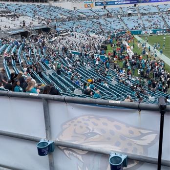 EverBank Stadium - Walking in - Stadiums & Arenas Near Me - Jacksonville, Florida EverBank Stadium - Walking in - Stadiums & Arenas Near Me - Jacksonville, Florida