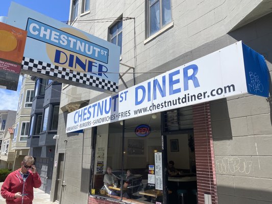 Chestnut Diner by null