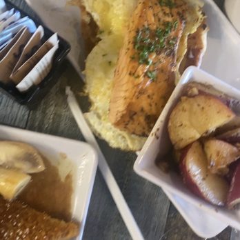Gochas Breakfast Bar | Cascade - Wine Bars Near Me - Atlanta, Georgia Gochas Breakfast Bar | Cascade - Wine Bars Near Me - Atlanta, Georgia