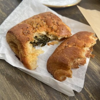 Savvvys - Cheese croissant - Internet Cafes Near Me - Pasadena, California Savvvys - Cheese croissant - Internet Cafes Near Me - Pasadena, California