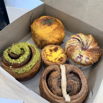Shokupan Bakehouse - Bakeries Near Me - Orlando, Florida