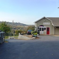 Magnolia Hill Orchard - shop/store