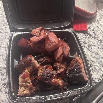 Rosako's Restaurant - Rib Tip with Hotlinks - Soul Food Near Me - Bedford, Texas Rosako's Restaurant - Rib Tip with Hotlinks - Soul Food Near Me - Bedford, Texas