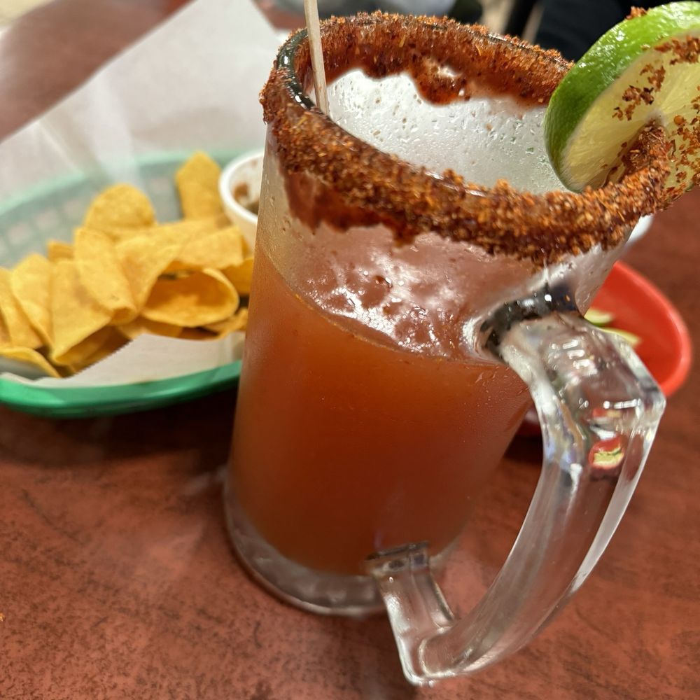 Michelada w/ Modelo Michelada w/ Modelo