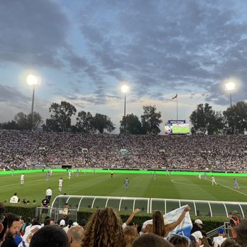 Rose Bowl Stadium - View - Stadiums & Arenas Near Me - Pasadena, California