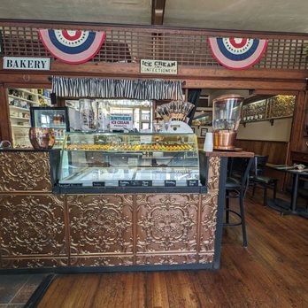 Chocolatte - Chocolatiers & Shops Near Me - Sutter Creek, California