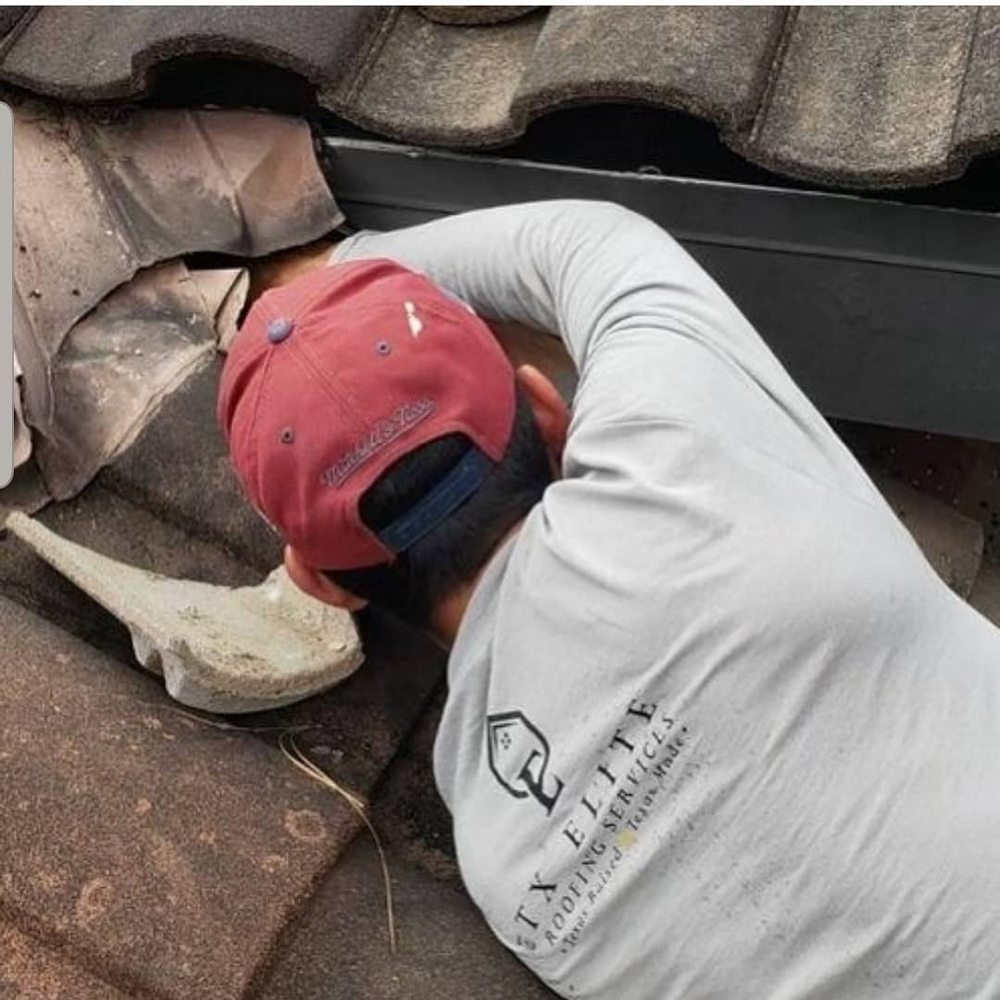 Slide of TX Elite Roofing Services