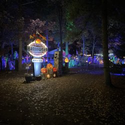 Tee Lake Resort - Spooktacular