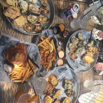 Doc's Oyster Bar - Dive Bars Near Me - Valparaiso, Florida Doc's Oyster Bar - Dive Bars Near Me - Valparaiso, Florida