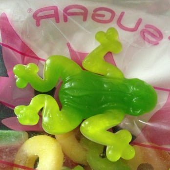 IT'SUGAR - Giant frogs - Candy Stores Near Me - San Francisco, California IT'SUGAR - Giant frogs - Candy Stores Near Me - San Francisco, California