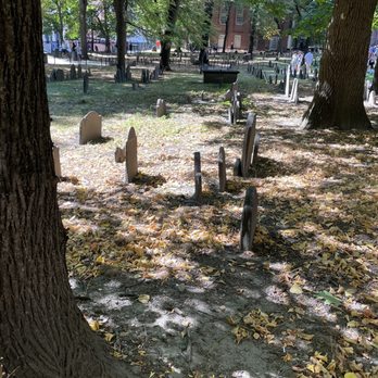 Granary Burying Ground - Funeral Services & Cemeteries Near Me - Boston, Massachusetts Granary Burying Ground - Funeral Services & Cemeteries Near Me - Boston, Massachusetts